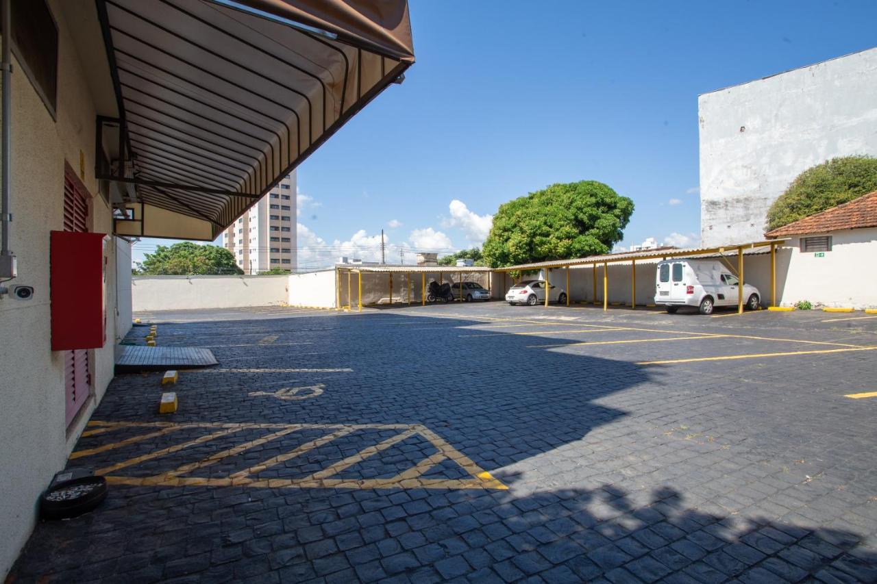 Hotel Apollo Uberlândia Kültér fotó