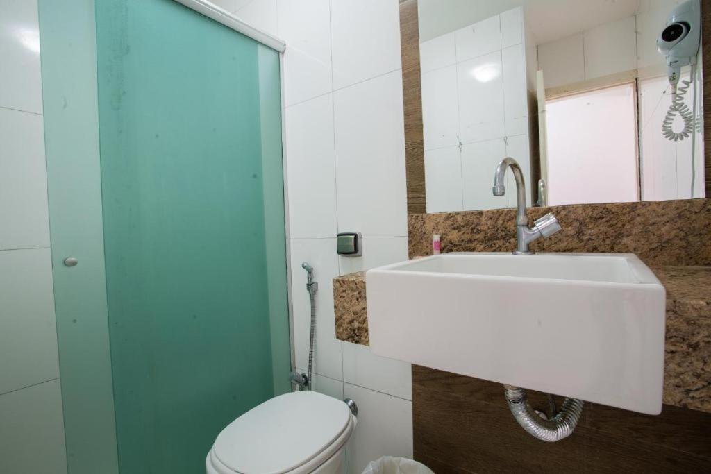 Hotel Apollo Uberlândia Kültér fotó