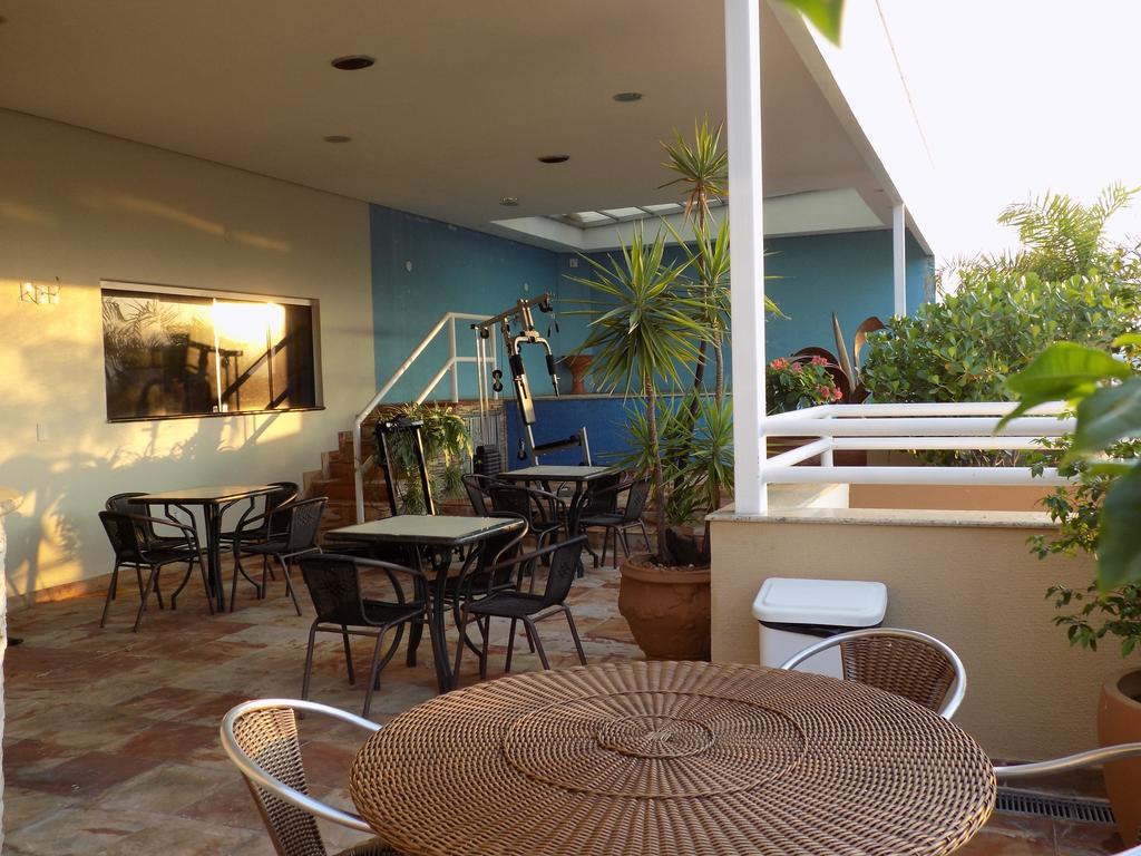 Hotel Apollo Uberlândia Kültér fotó