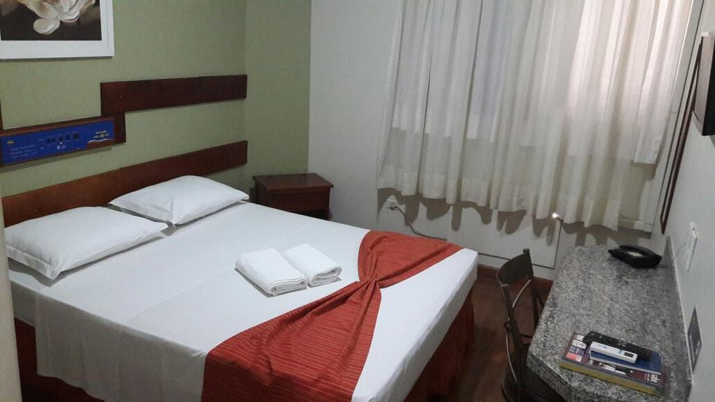 Hotel Apollo Uberlândia Kültér fotó